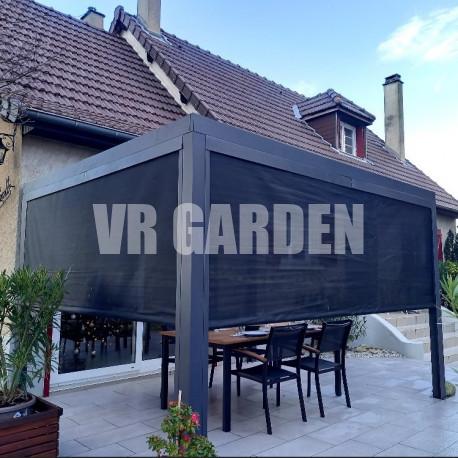 pergola-bioclimatique-aluminium-anthracite-1080m-toit-avec-lames-ovales-aluminium-2-rideaux-gris-pour-les-cotes-habrita.jpg